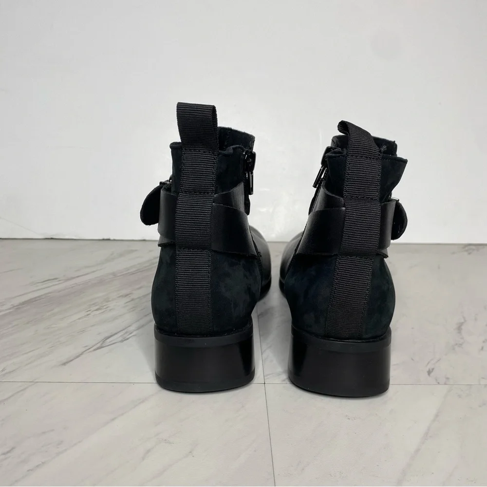 Munro Black Leather Bootie 8 N